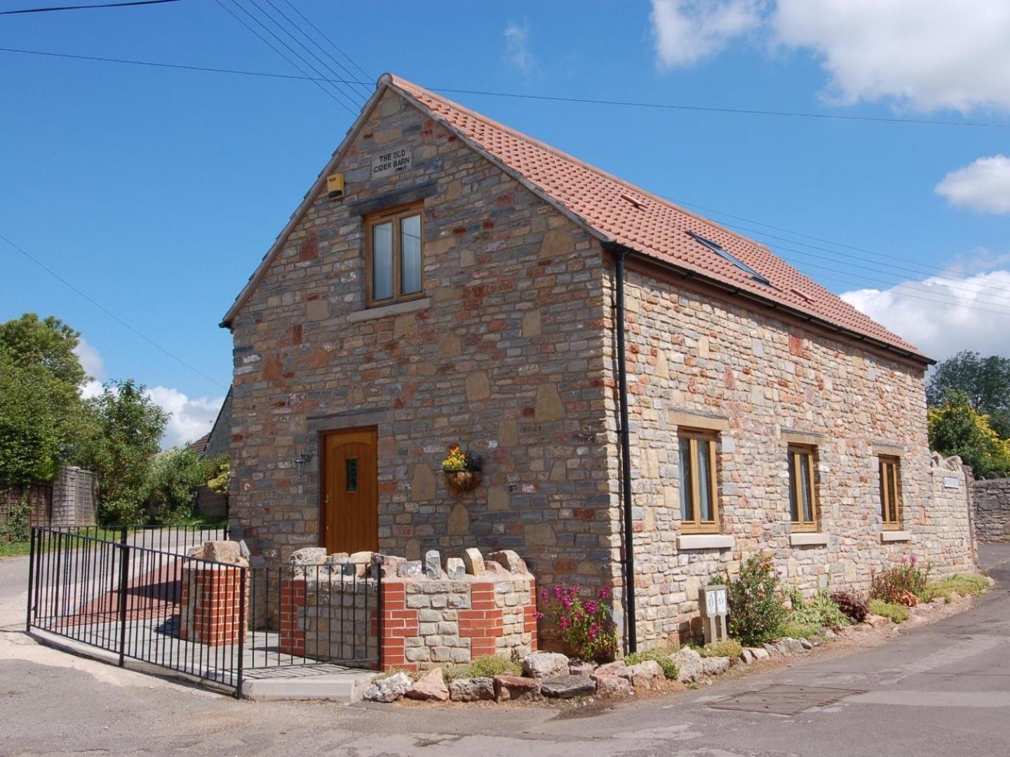Villa The Old Cider Barn Wells Exterior foto